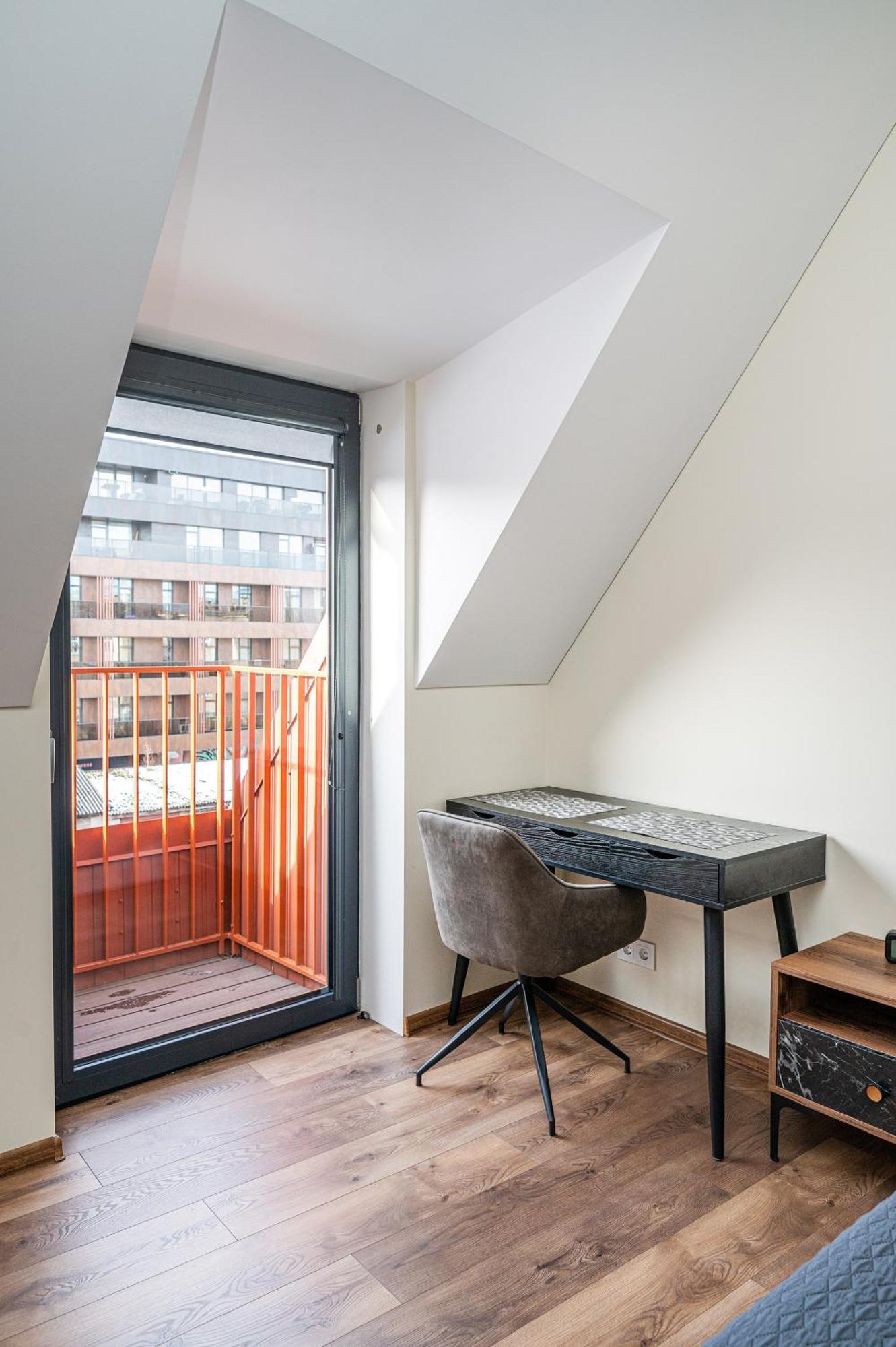 Cozy Central Attic Self Check In VNO Exterior foto