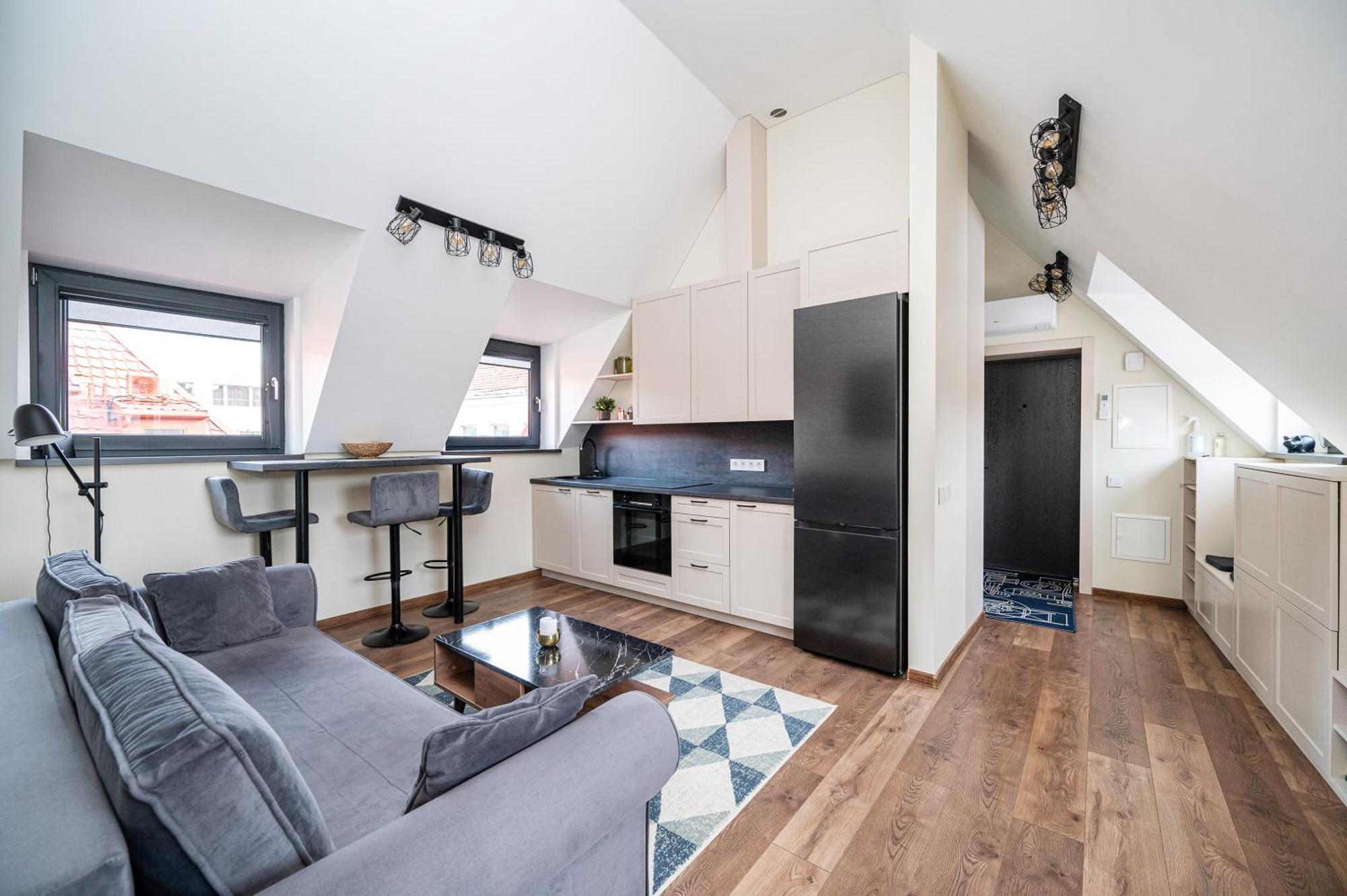 Cozy Central Attic Self Check In VNO Exterior foto